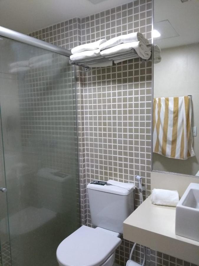 Apartamento Resort Ao Lado Do Parque Aquatico Porto Das Dunas - Pe Na Areia- Terreo Aquiraz Exterior photo