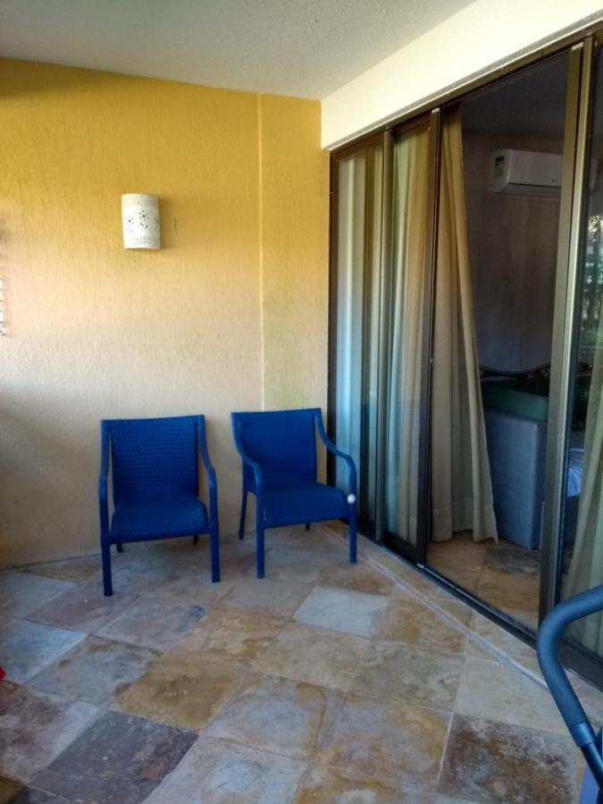 Apartamento Resort Ao Lado Do Parque Aquatico Porto Das Dunas - Pe Na Areia- Terreo Aquiraz Exterior photo